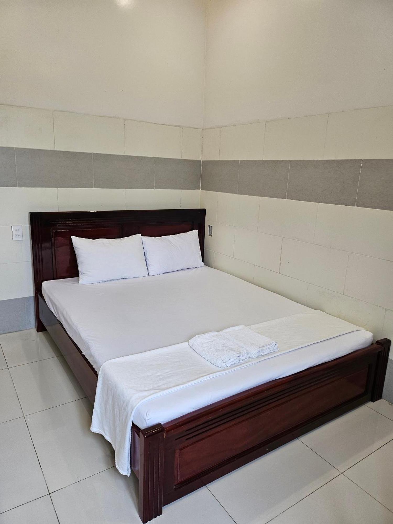 Khach San Hoang Mai Hotell Can Tho Exteriör bild